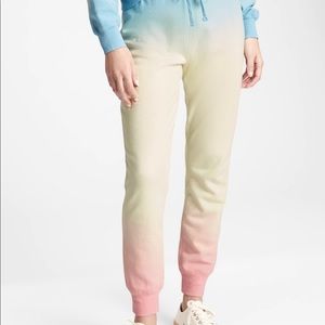 GAP sweatpants